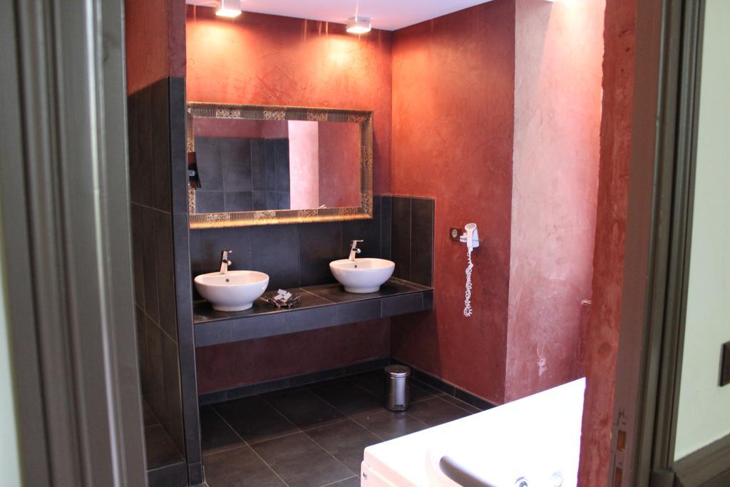 Chambres D'Hotes Chateau De Viviez Exterior photo